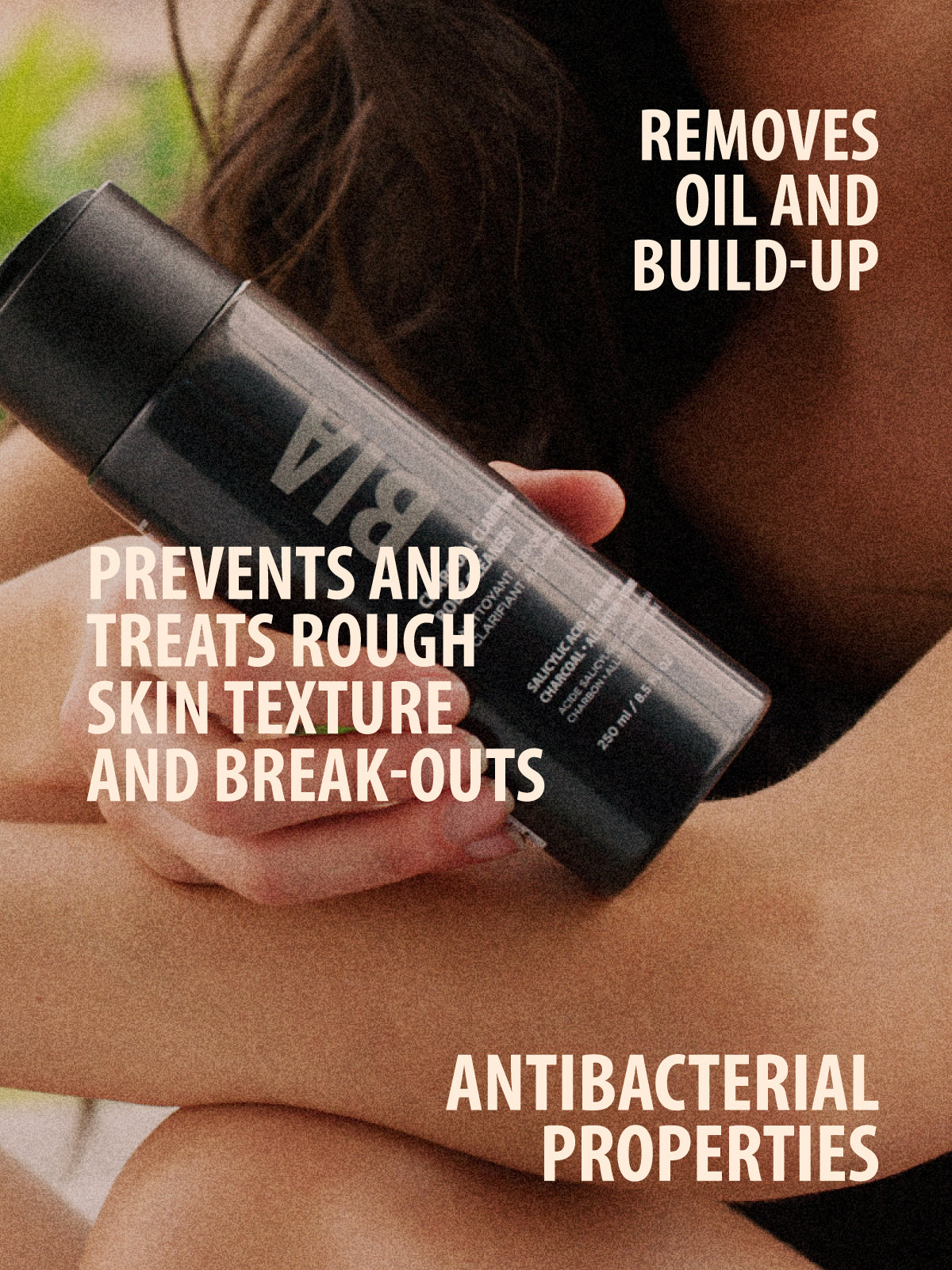 CHARCOAL CLARIFYING CLEANSER